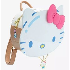 balloons. Interior pocket  adjustable straps.
9 1/2" x 4 " 8 1/2"
Polyurethane